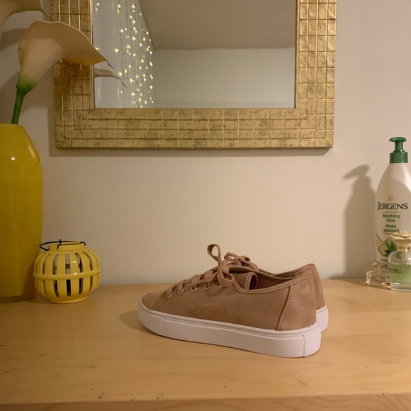 Never Worn - Suede ASOS Shoes Size 7 1/2 - Picture 1 of 1